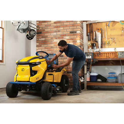 Cub Cadet XT1 LT42E 42-Inch Electric Lawn Tractor image 4