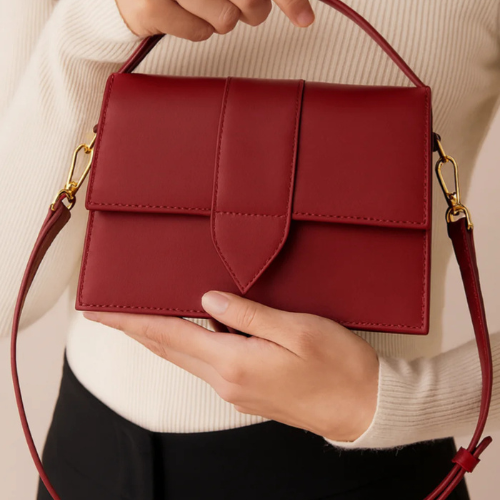 Red color shoulder