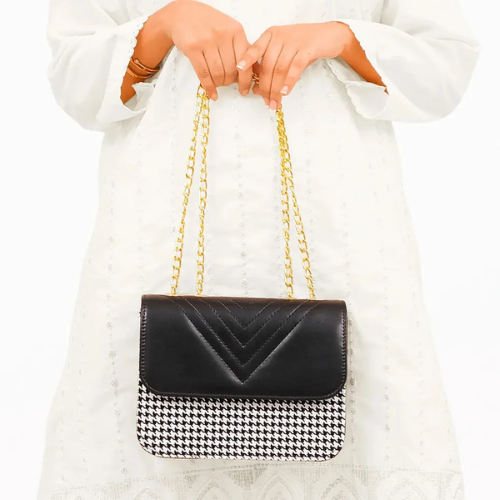 White bag shoulder