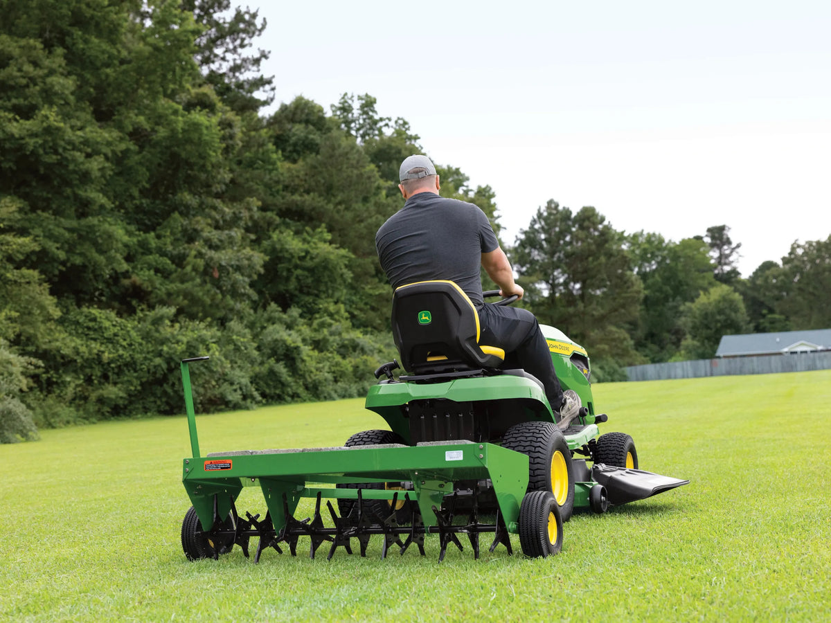 John Deere S140 48-Inch 22 HP V-Twin Hydrostatic Riding Lawn Tractor